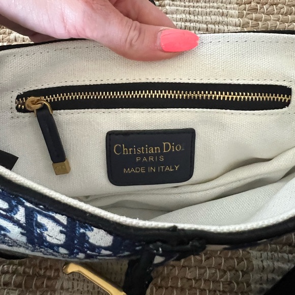 Christian Dior saddle bag - Picture 2 of 11